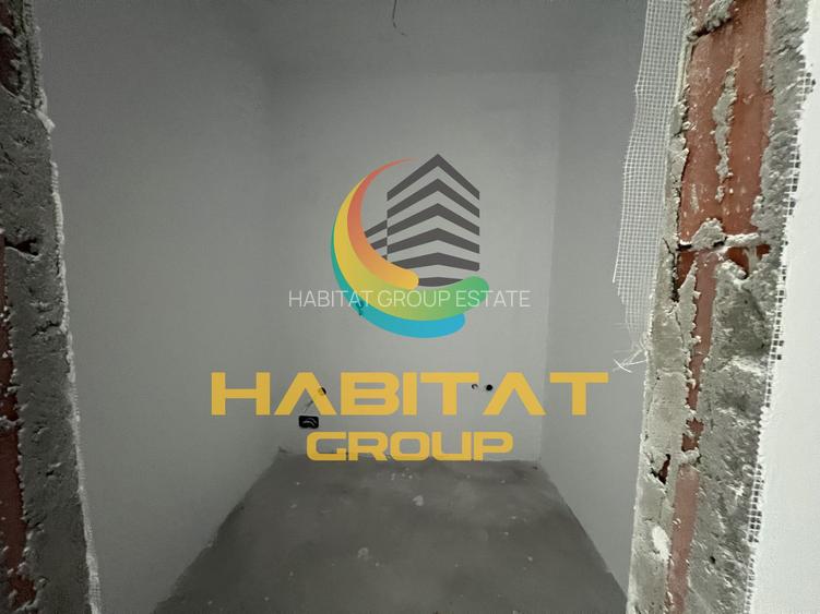 Duplex la gri 175 mp utili 58 mp demisol curte 180 mp  3 bai 3/4 dormitoare - 23