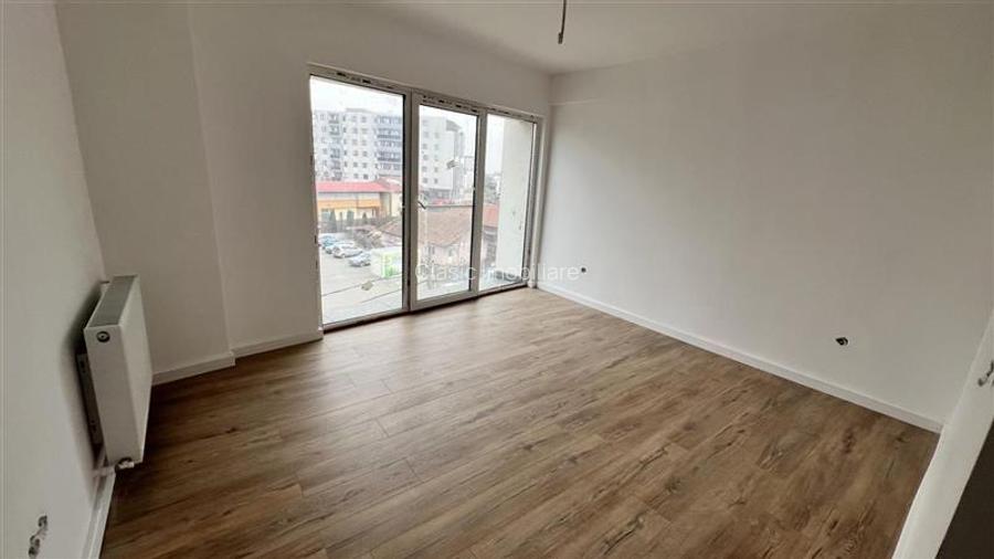 Vanzare apartament 3 camere bloc nou in Dambul Rotund- zona Mega Image - 5