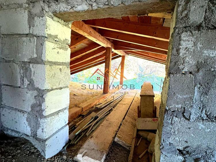 Vila S+P+E, priveliste deosebita, 6 camere, garaj, terasa, Cornu, PH - 20
