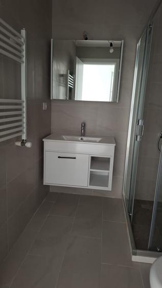 Institutul  de Marina- 3 camere decomandate, etaj 4 cu lift,