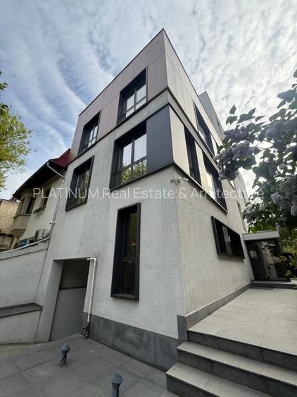 Penthouse in imobil boutique, cu lift privat si terase generoase - 29