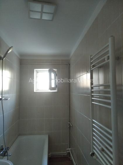 Apartament renovat Scoala 7 - 6