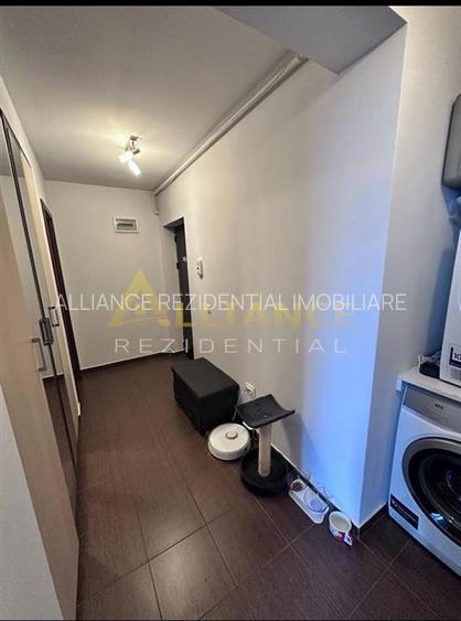 {Metrou Dimitrie Leonida } Apartament de 2 camere mobilat - 4