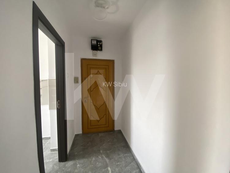 Apartament 2 camere renovat balcon 75500 € Ideal Locuinta - Investitie - 11