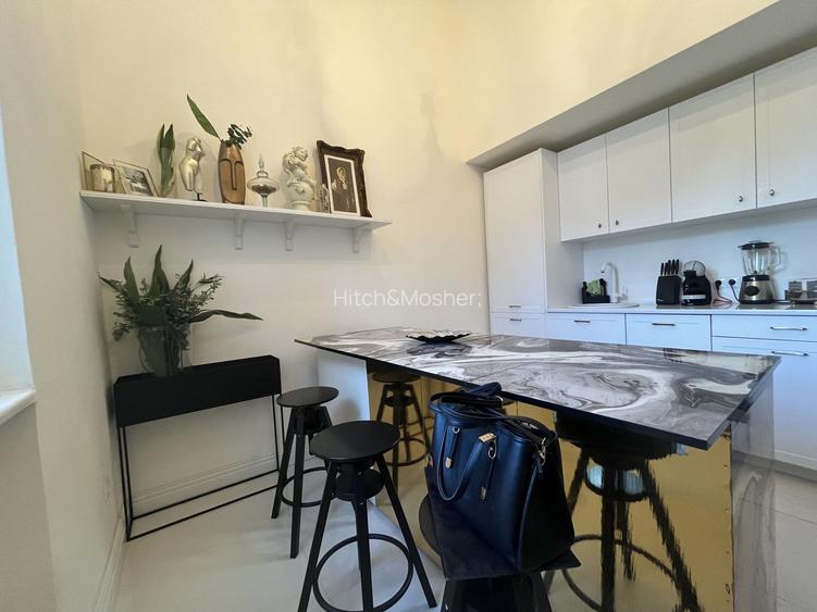 Apartament de închiriat în clădire monument istoric – Piața Maria, - 17