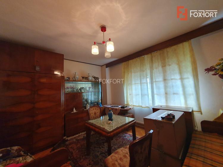 Apartament 3 camere, decomandat, etaj 1, zona Vladeasa - 21
