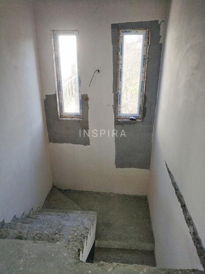 Vila P+1E+Pod noua, situata aproape de centru - 12