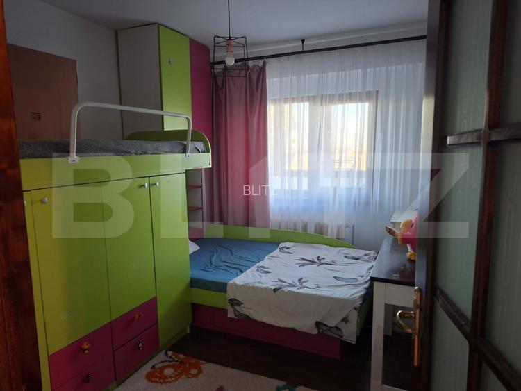 Apartament decomandat, 3 camere, 2 bai, zona Nicolina - 4