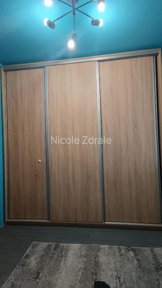 De inchiriat Apartament 3 camere - 7