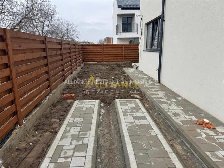 {Primarie} Vila 3 camere - 3 bai | Teren 210 mp - 5
