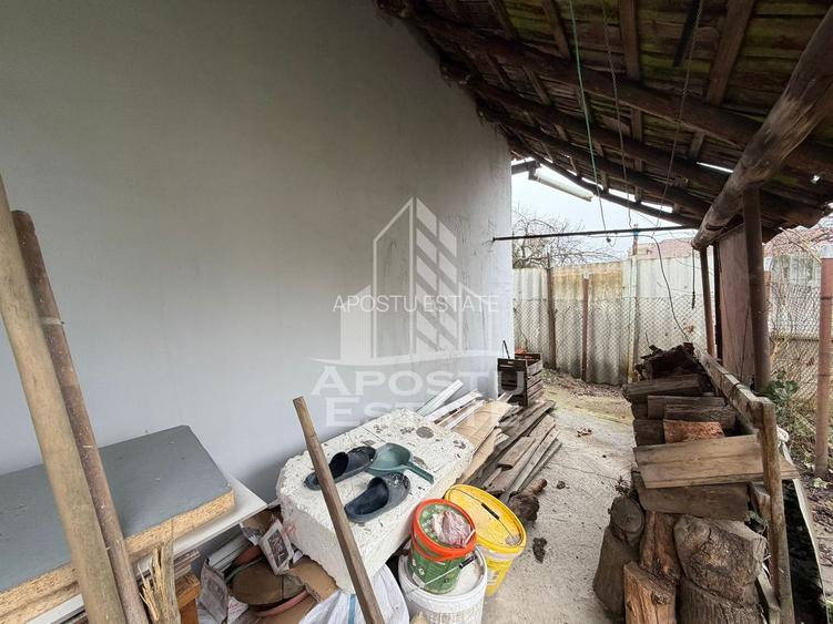 Casa cu 2 camere,centrala proprie, garaj,teren 350 mp ,zona Blascovici - 5