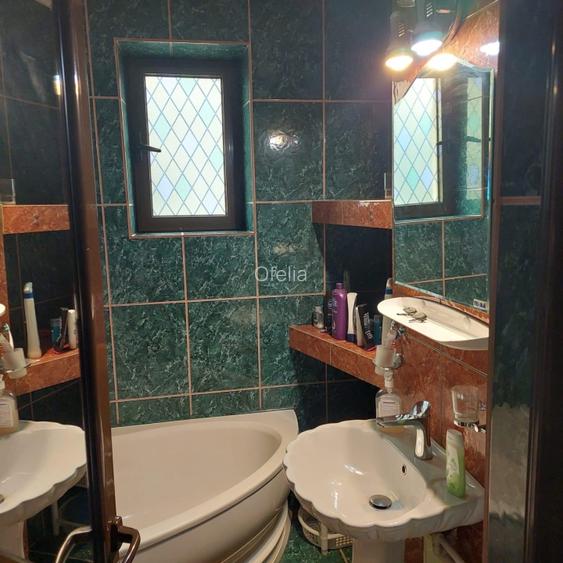 Vand apartament ultracentral, 4 camere, 2 bai - 10