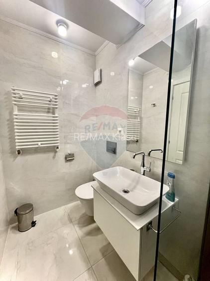 Apartament cu 2 camere de închiriat în zona 13 Septembrie - 7
