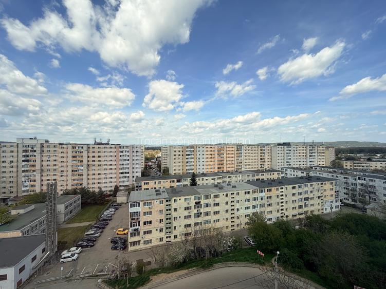 Apartament NOU de închiriat / finisaje premium / PROPRIETAR  - 12