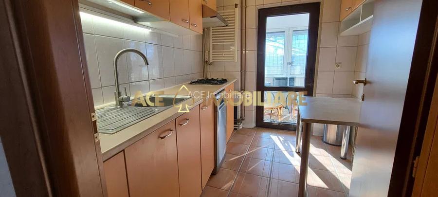 3 Camere de inchiriat | Ultracentral | Metrou | Parcare | Centrala - 4
