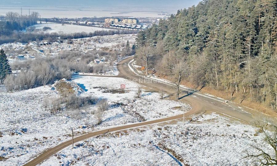 Teren intravilan - 26