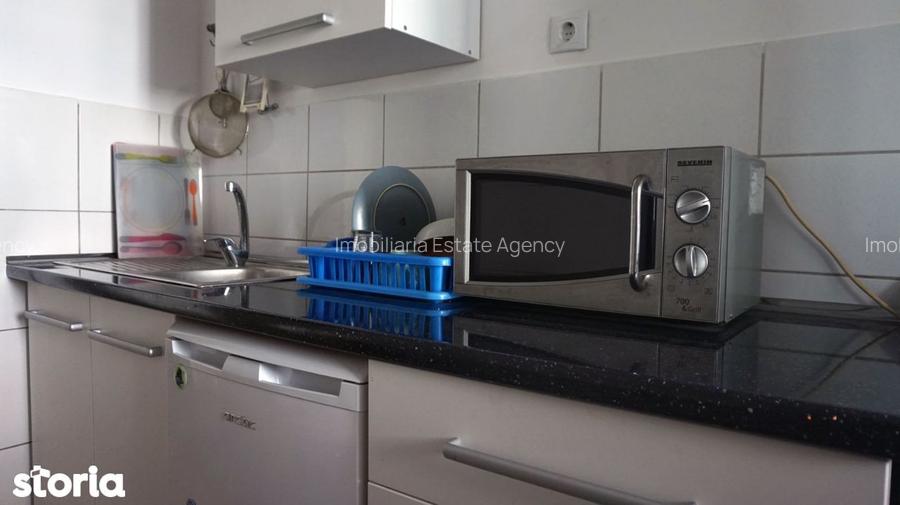 Garsoniera Dristor, bloc stradal, 4 minute de metrou, mobilată si utilată modern - 7