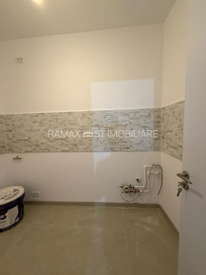 Dristor-5 minute metrou,langa mall Park Lake - 7