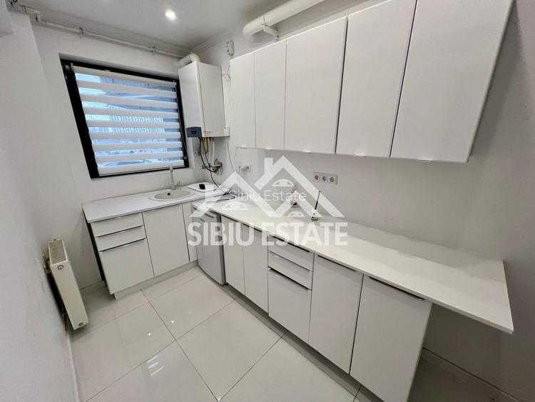 Spatiu comercial LA PRET DE APARTAMENT in Sibiu cu s. utila 56 mp.- Zona Rahovei - 24