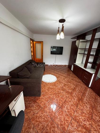 Ap 2 camere conf 1 dec, etaj 2/4, Malu Rosu - 8