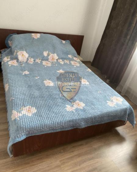 Vilă în Năvodari, 7 camere, 2 livinguri, 5 dormitoare, 2 bai, parcare, gaze, A/C - 4