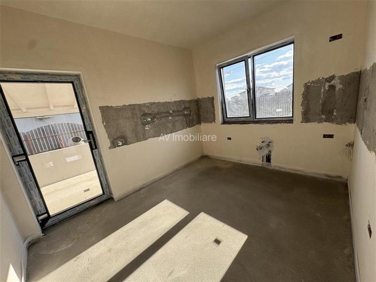 DE VANZARE CASA PARTER DOMNESTI FOISORULUI LA CHEIE - 11