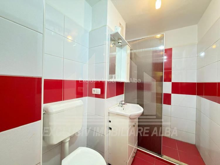 Apartament 3 camere decomandate | 63 mp | Etaj 2 | Cetate - 3