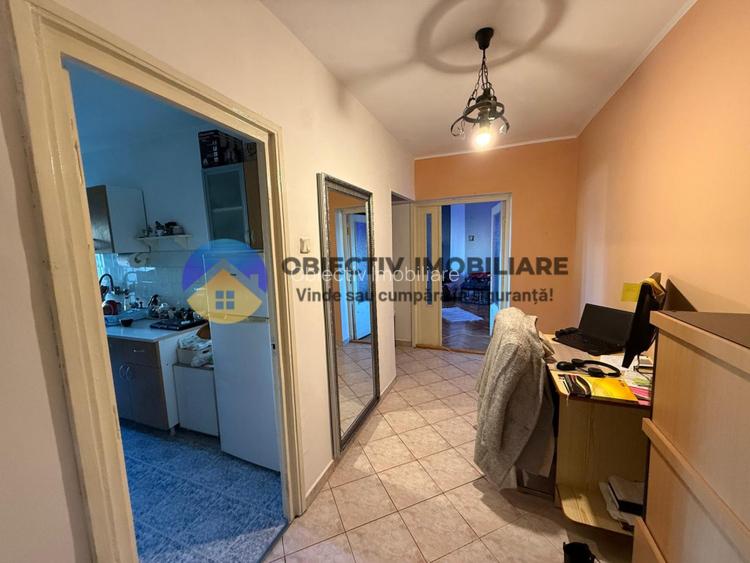 Garsoniera spatioasa de vanzare – 67,76 mp – Zona 1 Mai - 5