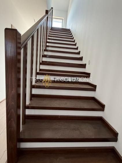 Casa gata de Mutare intrare Berceni strada Sperantei - 8