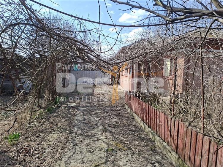 Teren situat în intravilan ul comunei Brazi, 1257 mp, construcție demolabila - 14