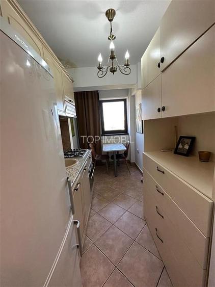 Inchiriere  Apartament cu 2 camere Palas - 7