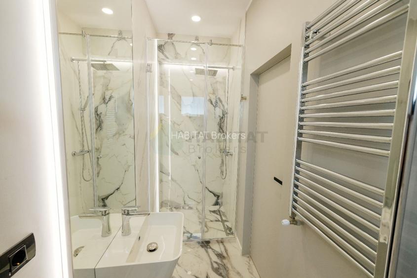 VILĂ DE LUX –  Strada Gheorghe  Ioneescu Sisești/ Băneasa – 1.200.000€ - 24