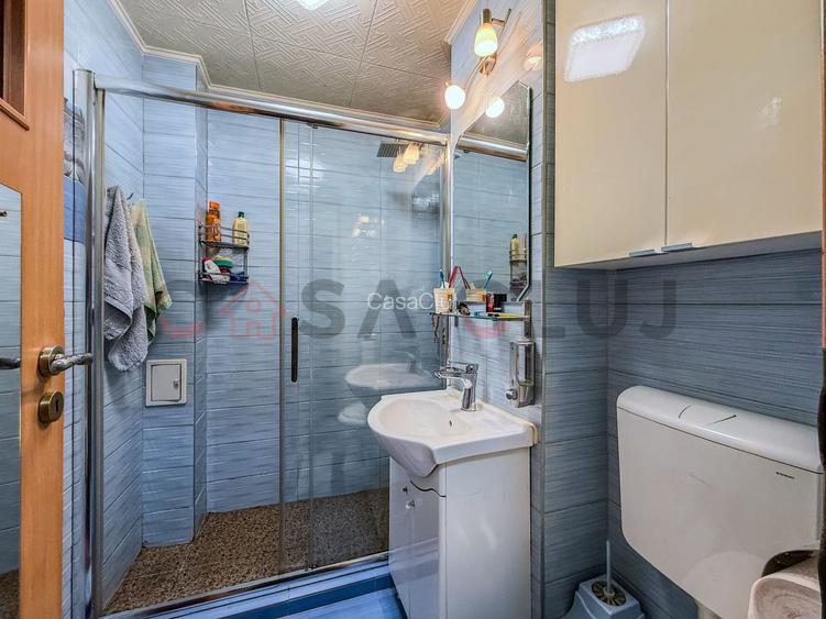 1 camera, Marasti, la cheie - 5