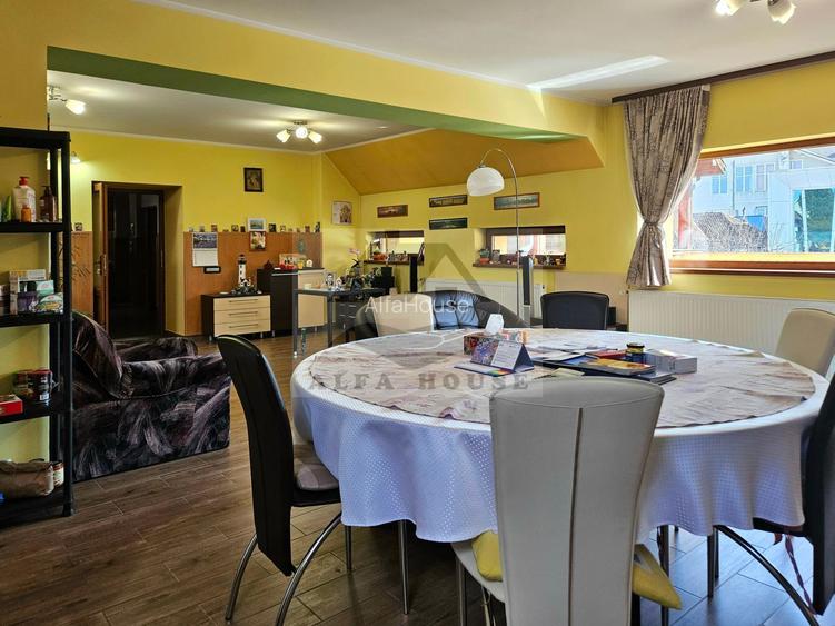 Casă plus Spațiu comercial 741 mp, Teren 906 mp Brasov - zona Blumana - 4