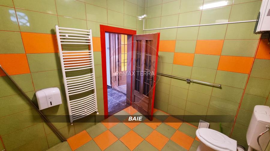 Casă / Vilă cu 5 camere de vânzare în zona Orasul Vechi - 19