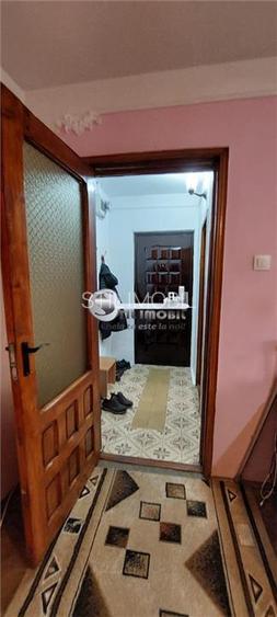 75000 EURO TATARASI IN SPATE LA IULIS MALL - 3