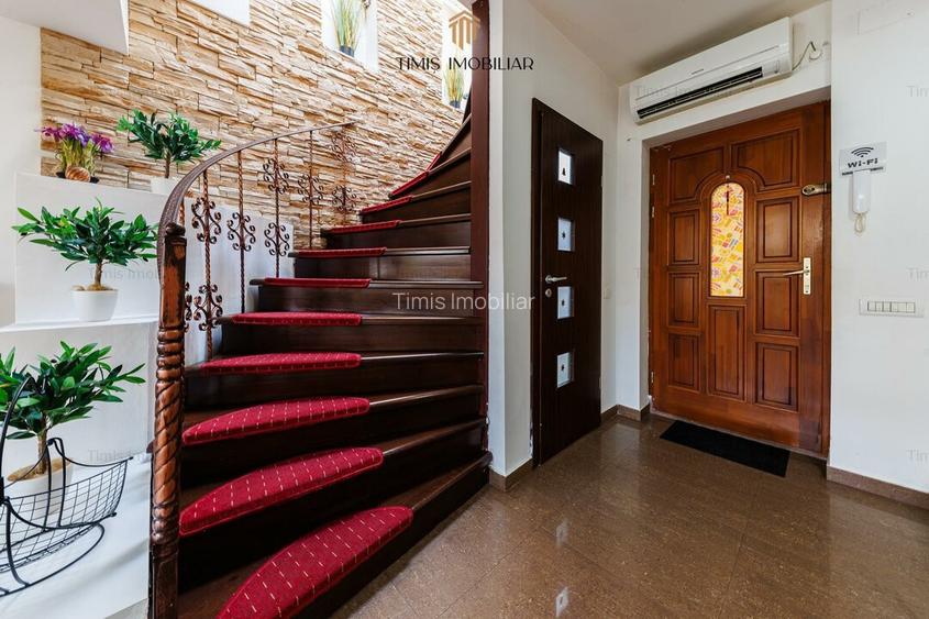 Apartament pe 2 niveluri I 3 cam & 2 băi, in P-ța Unirii  - Comision 0% - 4