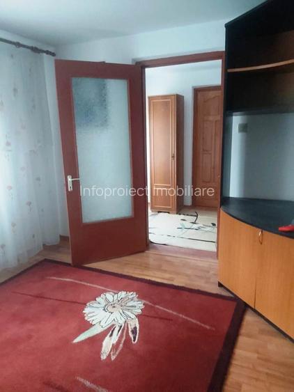 Casă din cărămidă, zonă de deal la Pârscov - 5