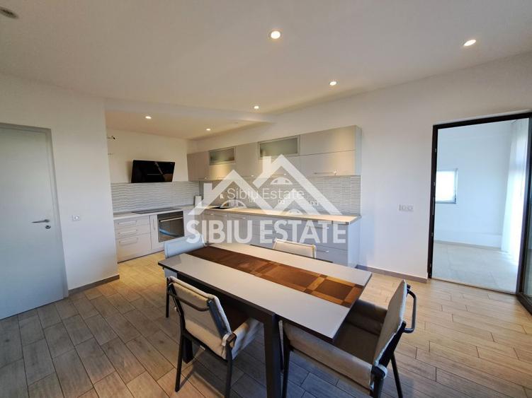 Casa Sibiu, terase panoramice, garaje, teren mare, Sura Mica - 20