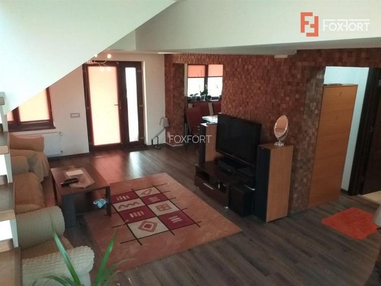 Casa individuala cu 5 camere de vanzare in Sag - ID V155 - 11