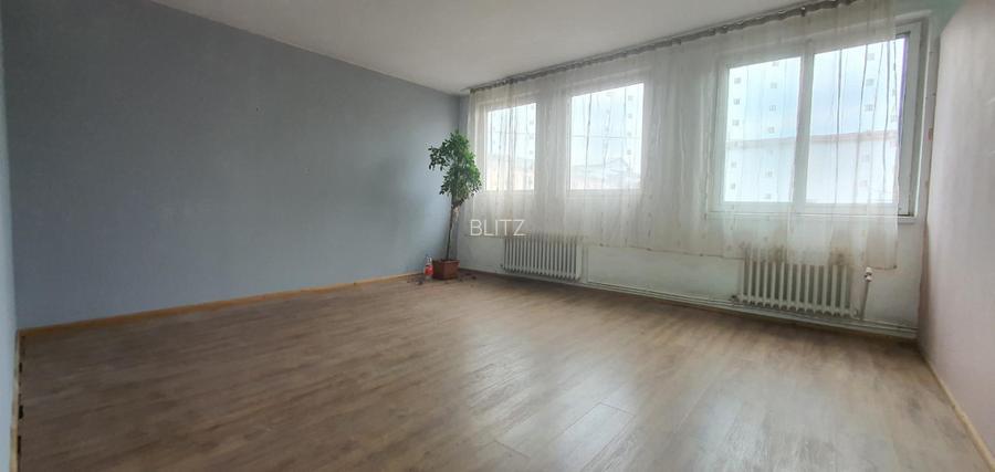 Spatiu comercial pe 2 nivele,spatii depozitare + parcari, in zona foarte buna! - 9