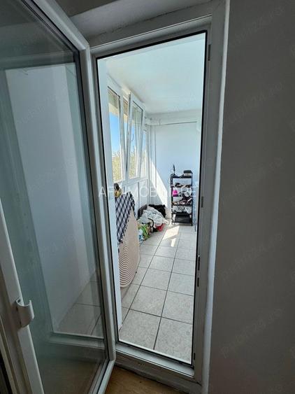 Inchiriez  Apartament 2 camere-Zona Berceni - 2