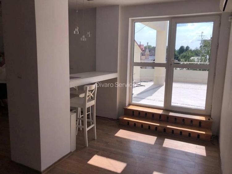 Inchiriere vila etajele 1+2+M Cotroceni metrou spital Eroilor imobil 2002 - 18