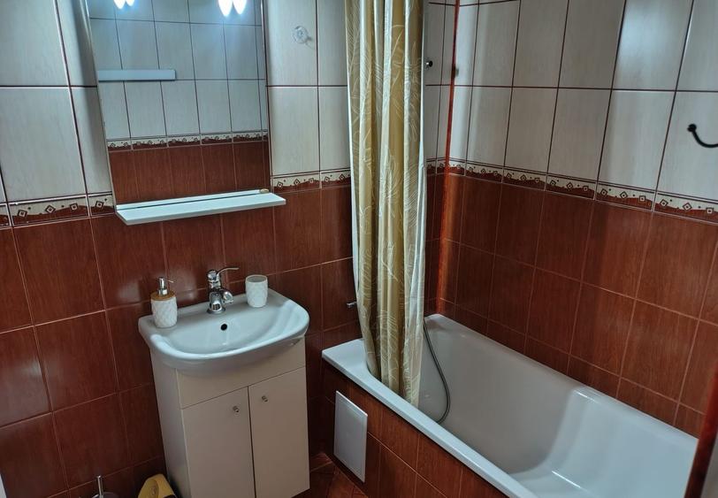 🙋Inel II Bratianu🔸Garsoniera 40m² Bloc de Apartamente 1997 Mobilata Utilata