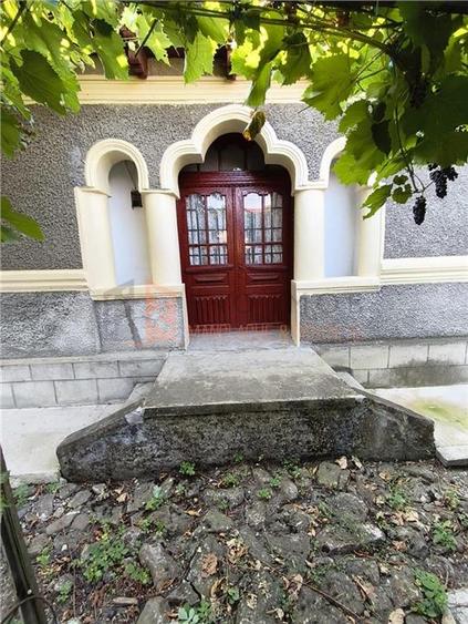 Casa tip parter cu teren generos zona Clondiru