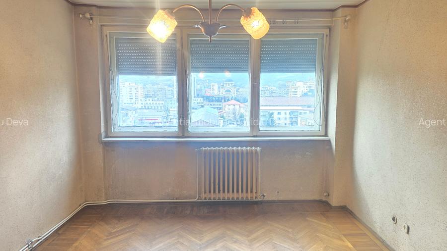 Vand apartament 2 camere in Deva, zona Piata, ITM, Directia Silvica, decomandat, - 2