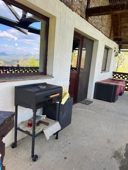 Casă proprietate spațioasă de vanzare  - 11