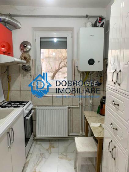 ZONA CENTRALA- 2 CAMERE , ETAJ 1, CENTRALA GAZ - 2