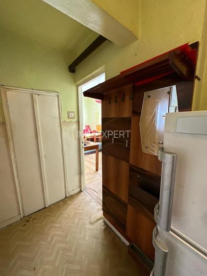 Vând apartament 4 camere pe Bulevardul Transilvaniei - 7