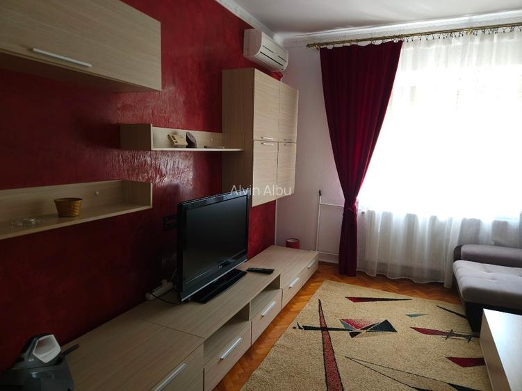 Proprietar închiriez la casa apartament cu trei camere pentru locuit/birouri  - 11
